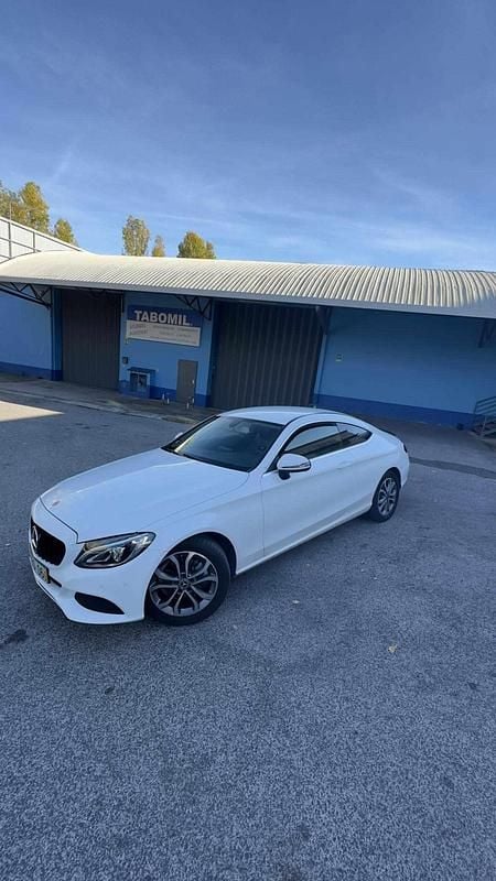Usado Mercedes C180 156 HP (114 kW) 2017 Branco Coupé