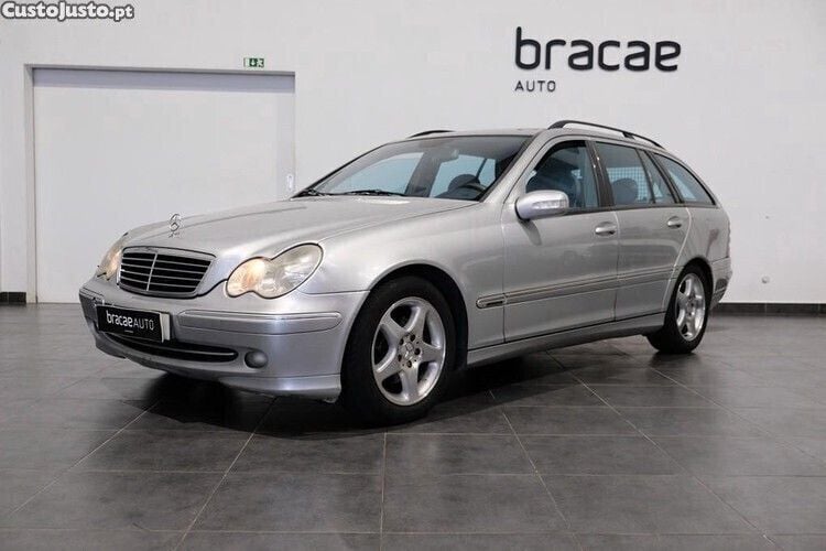 Cinza Usado 2001 Mercedes C220 Avantgarde Carrinha | € 5.750 (Preço justo) - Imagem 1/1