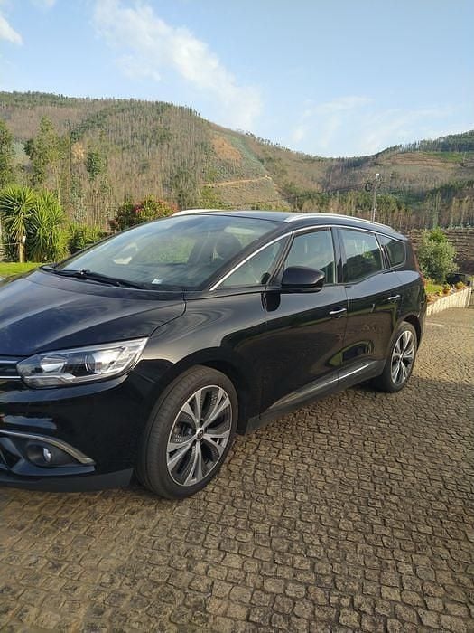 Usado 2018 Renault Grand Scénic IV Monovolume | € 11.650 (Preço justo) - Imagem 1/4