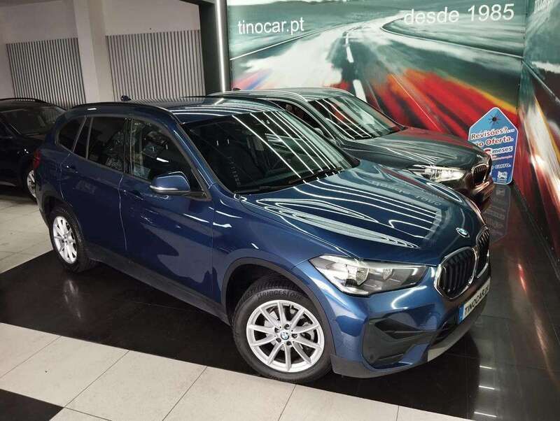 Azul Usado 2020 BMW X1 SUV | € 27.499 (Preço justo) - Imagem 1/4