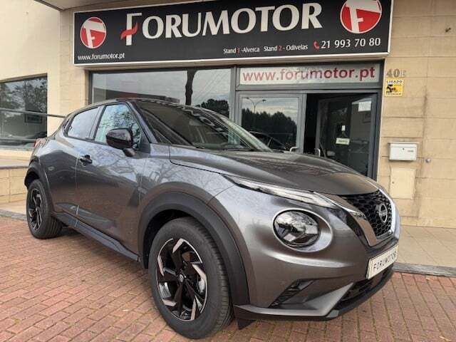 Cinzento Novo 2024 Nissan Juke N-Connecta SUV | € 23.450 (Preço justo) - Imagem 1/4