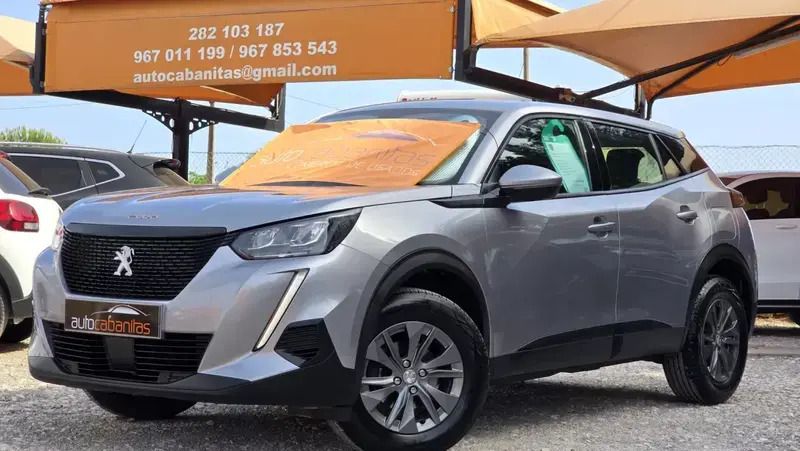 Cinzento prata metalizado Usado 2021 Peugeot 2008 Active SUV | € 17.250 (Preço justo) - Imagem 1/4