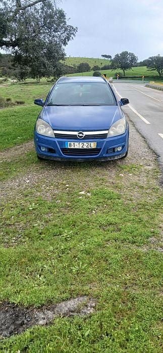 Usado Opel Astra 100 HP (73 kW) 2005 Sedan