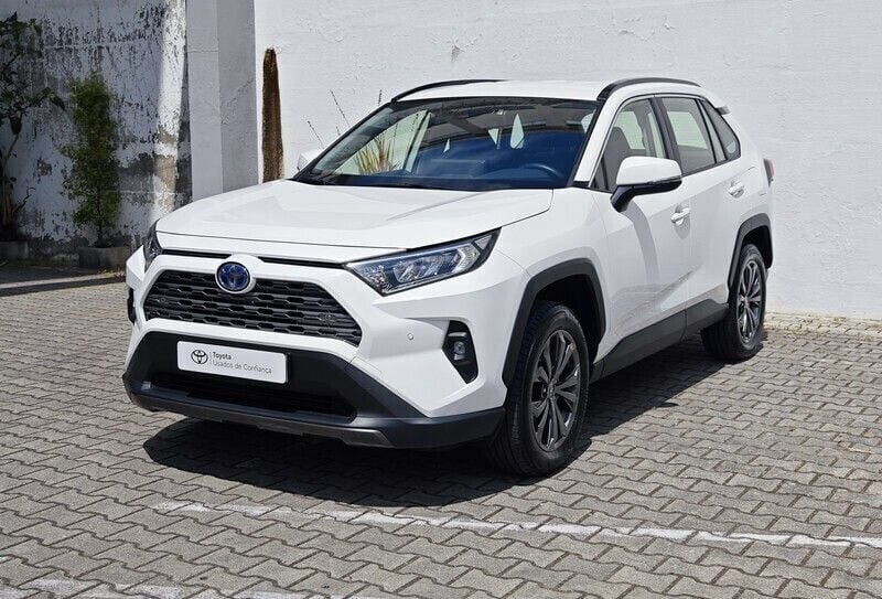 Branco (sólida) Usado 2023 Toyota RAV4 Comfort SUV | € 42.000 - Imagem 1/4