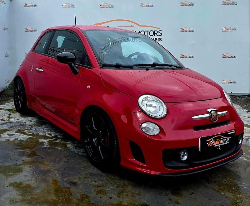Usado Abarth 500 Custom 140 HP (102 kW) 2016 Vermelho