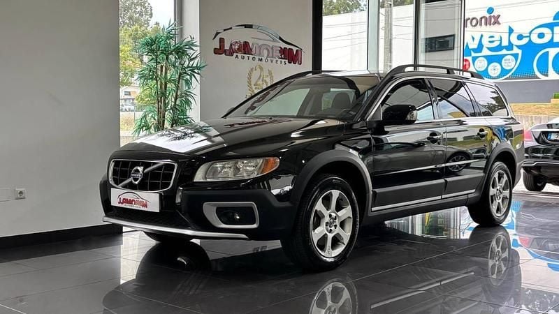 Preto Usado 2011 Volvo XC70 Momentum SUV | € 14.999 - Imagem 1/4