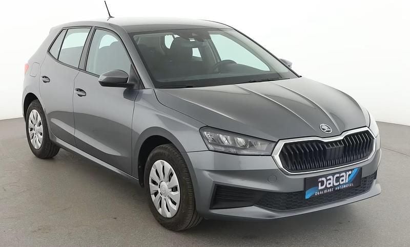 Cinza Usado 2021 Skoda Fabia Active | € 10.599 - Imagem 1/4