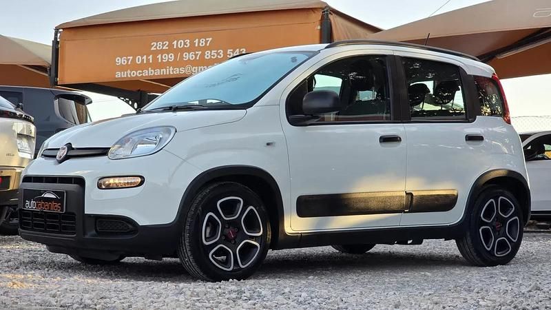 Usado Fiat Panda City Life 70 HP (51 kW) 2022 Branco Citadino