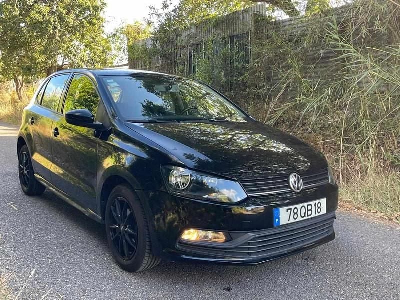 Usado VW Polo Trendline 75 HP (55 kW) 2015 Preto Citadino