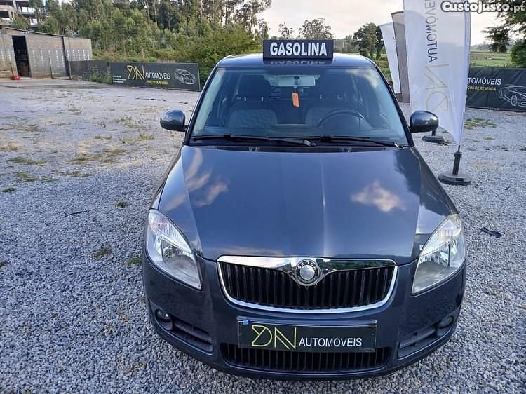 Cinza Usado 2007 Skoda Fabia | € 2.950 (Bom preço) - Imagem 1/1