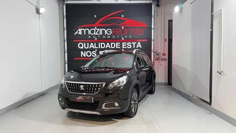 Usado Peugeot 2008 110 HP (80 kW) 2018 Preto SUV