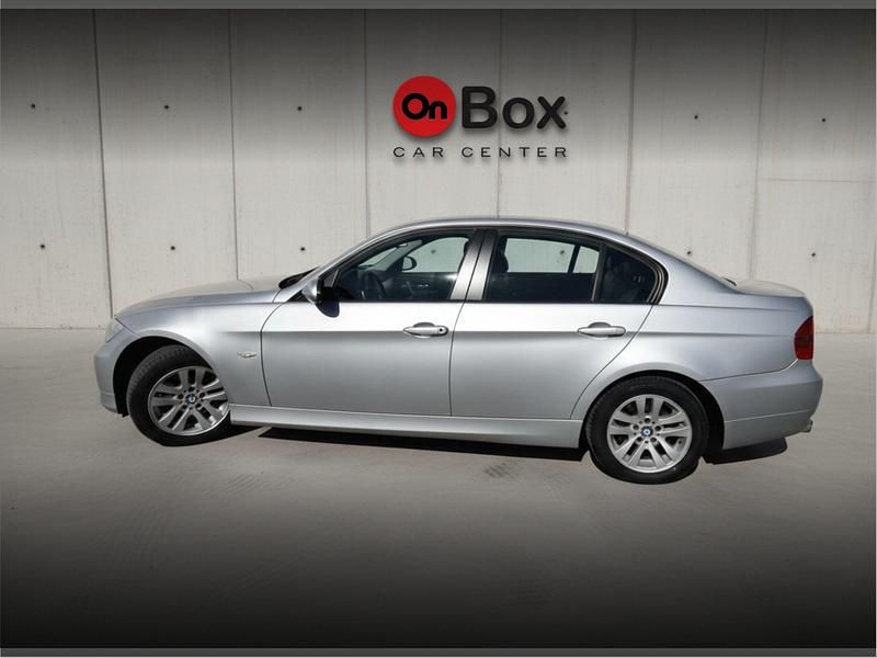 Usado BMW 320 Exclusive 163 HP (119 kW) 2006 Cinza Sedan