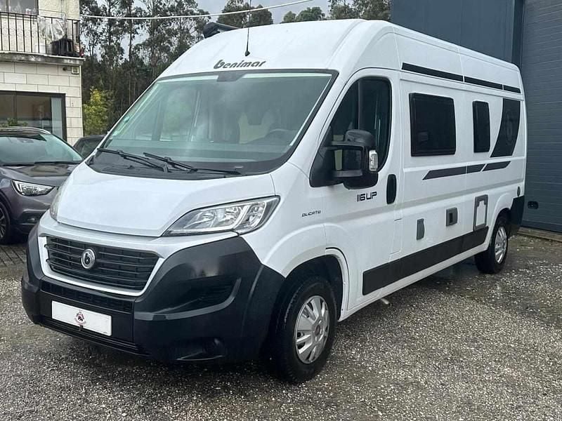 Usado Fiat Ducato 140 HP (102 kW) 2020 Branco Van