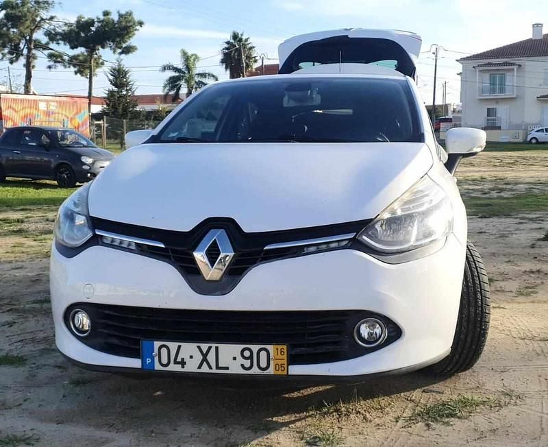 Branco Usado 2016 Renault Clio IV Citadino | € 11.900 (Preço justo) - Imagem 1/4