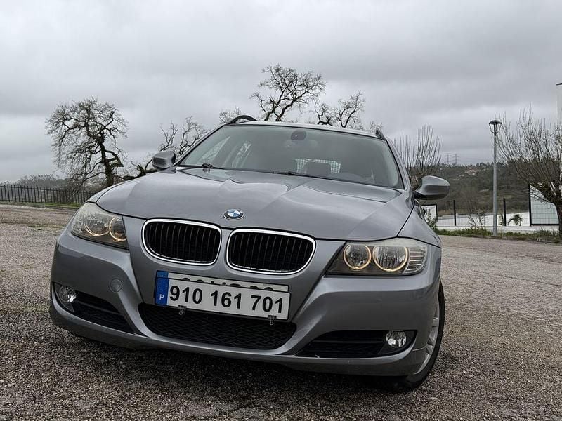 Usado BMW 318 143 HP (105 kW) 2009 Carrinha