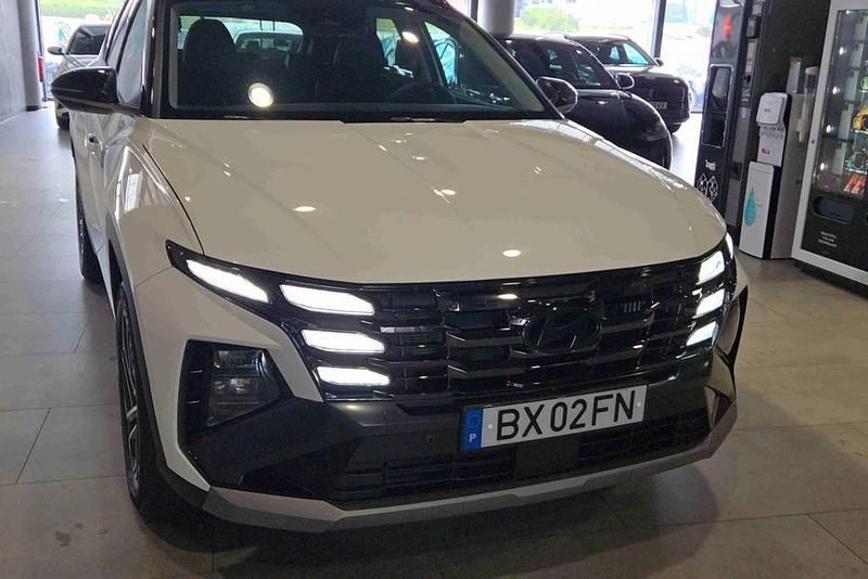 Branco Novo 2025 Hyundai Tucson SUV | € 44.251 (Preço elevado) - Imagem 1/4