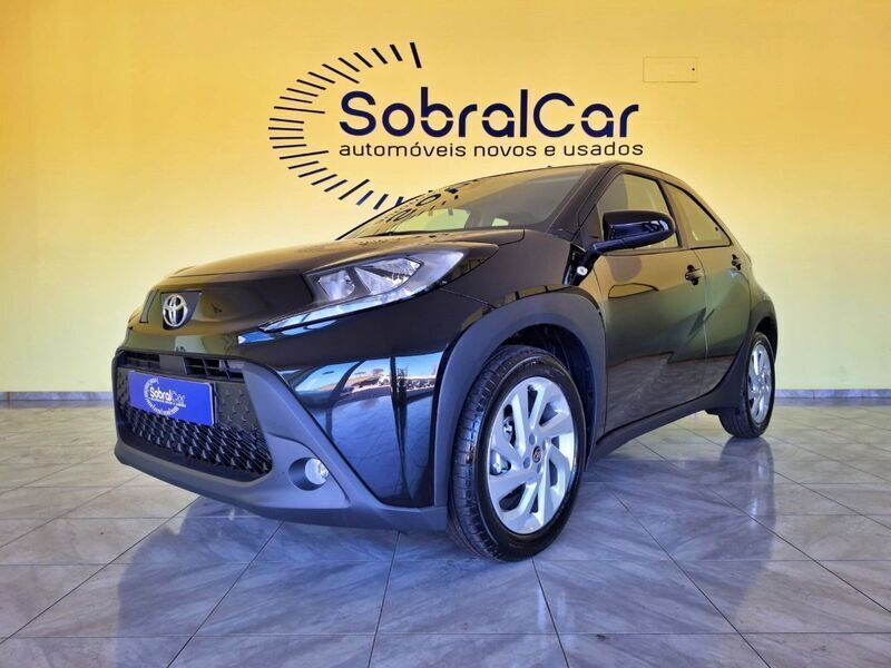 Preto Usado 2023 Toyota Aygo Pulse Citadino | € 19.000 (Caro) - Imagem 1/4