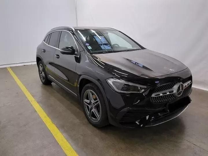Preto Usado 2021 Mercedes GLA250 AMG line SUV | € 36.900 (Preço justo) - Imagem 1/4