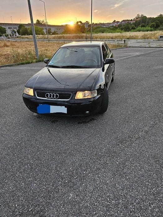 Usado 2001 Audi A3 Sedan | € 2.990 (Bom preço) - Imagem 1/4