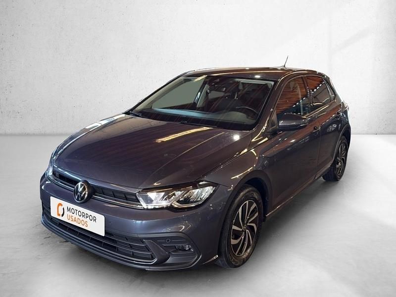 Cinza Usado 2024 VW Polo Sedan | € 18.990 (Preço justo) - Imagem 1/4