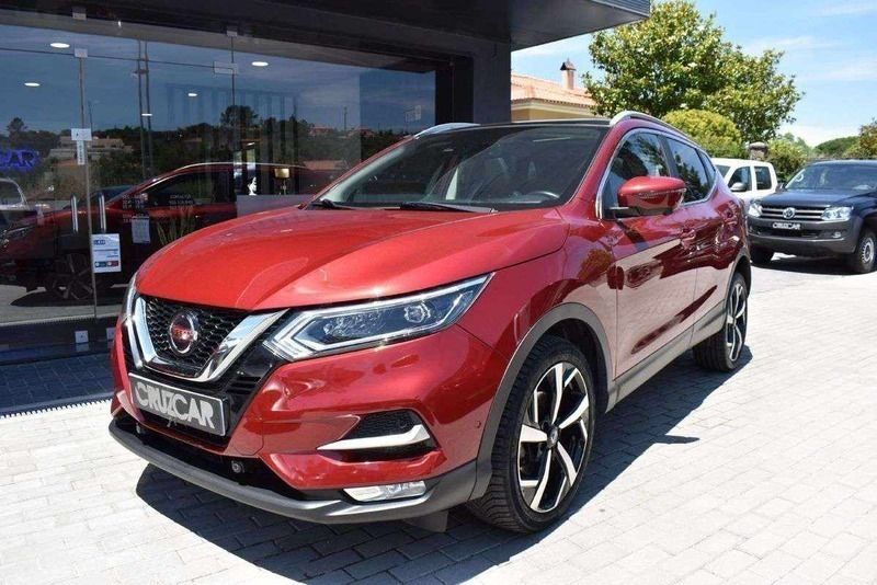 Vermelho Usado 2019 Nissan Qashqai Tekna SUV | € 22.999 (Preço elevado) - Imagem 1/4