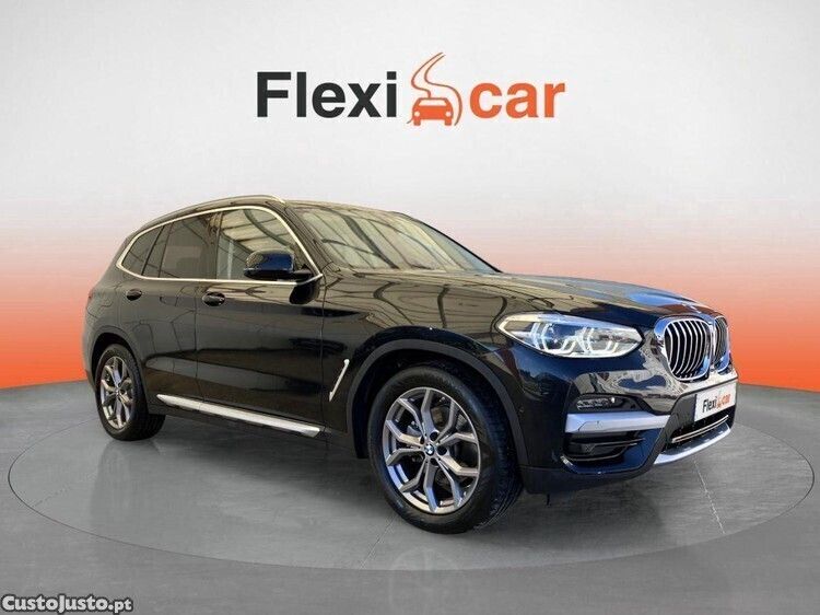 Preto Usado 2021 BMW X3 Advantage SUV | € 36.990 - Imagem 1/1