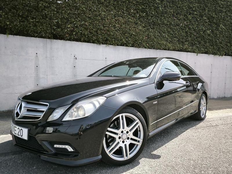 Usado 2009 Mercedes E250 Avantgarde | € 15.900 (Caro) - Imagem 1/4