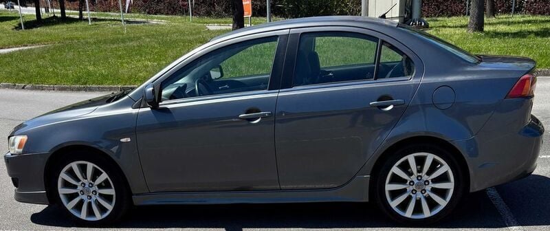 Usado Mitsubishi Lancer 140 HP (102 kW) 2008 Sedan