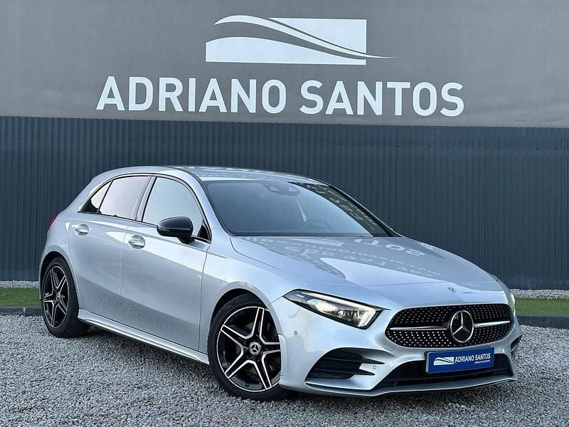 Cinza Usado 2020 Mercedes A220 AMG line | € 29.900 - Imagem 1/4