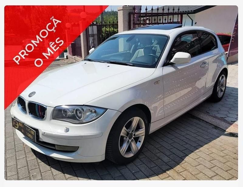 Branco Usado 2010 BMW 116 Lifestyle Citadino | € 8.990 (Bom preço) - Imagem 1/4