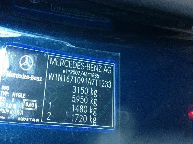 Azul cavansite Usado 2022 Mercedes GLE300 | € 91.900 - Imagem 1/4