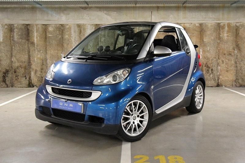 Azul Usado 2010 Smart ForTwo Cabrio Passion Cabrios | € 7.490 - Imagem 1/4