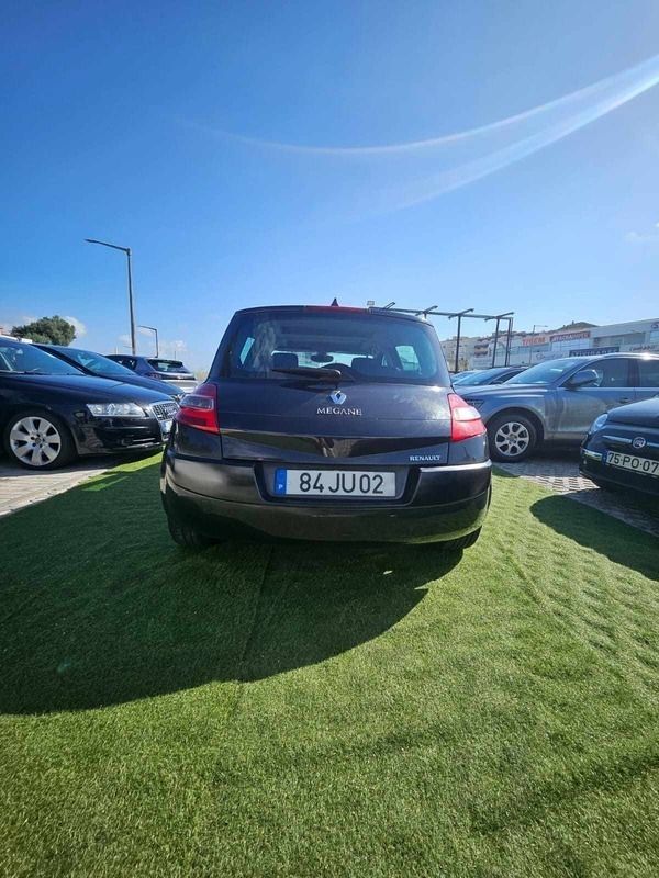 Preto Usado 2007 Renault Mégane II Dynamique | € 3.200 (Preço justo) - Imagem 1/4