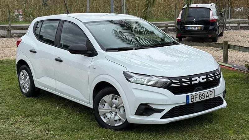 Usado Dacia Sandero 91 HP (66 kW) 2023 Branco Citadino
