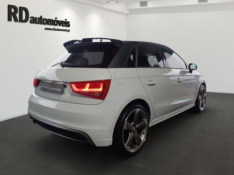 Usado Audi A1 S-Line 90 HP (66 kW) 2012 Branco Citadino