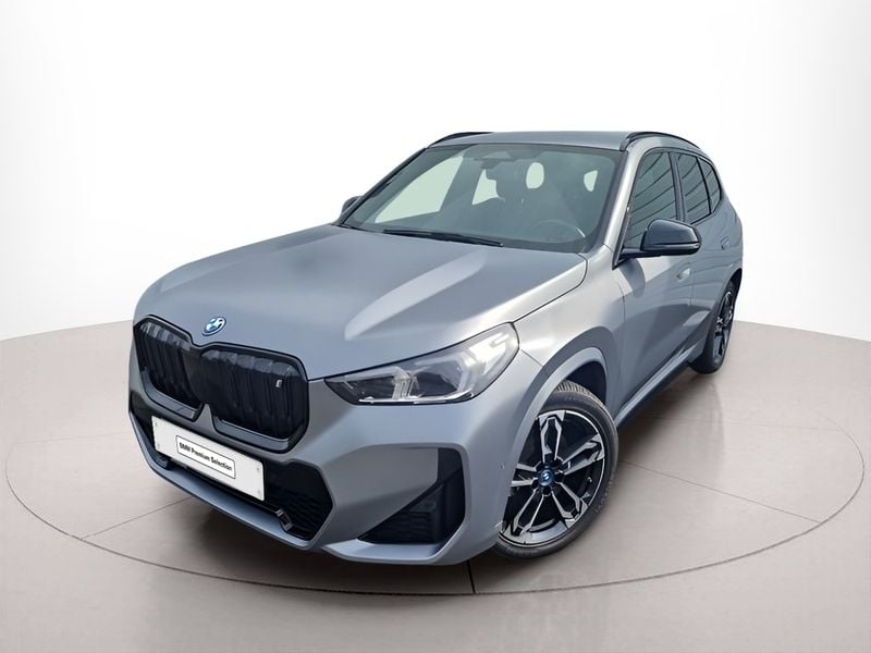Usado 2023 BMW iX1 Comfort Edition SUV | € 63.500 - Imagem 1/4