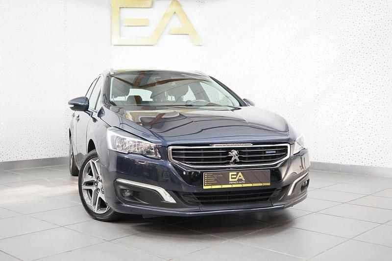 Azul Usado 2016 Peugeot 508 Active Carrinha | € 11.980 (Preço justo) - Imagem 1/4
