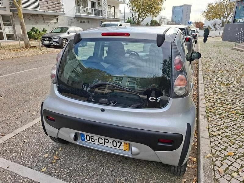 Cinzento Usado 2006 Citroën C1 Citadino | € 4.200 (Preço justo) - Imagem 1/4