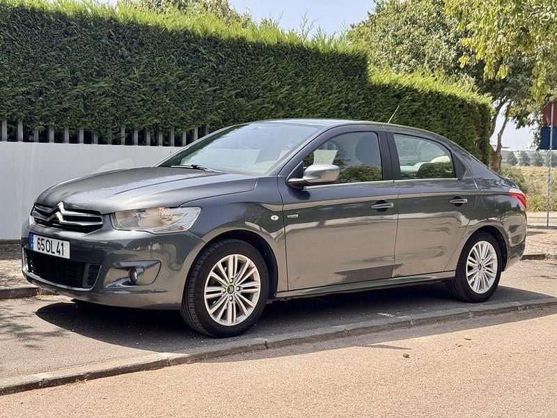 Usado 2014 Citroën C-Elysee I Sedan | € 5.250 - Imagem 1/4