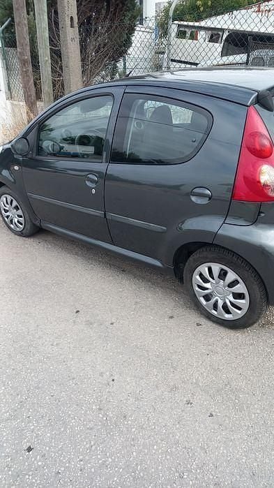 Usado 2006 Peugeot 107 Citadino | € 2.800 (Bom preço) - Imagem 1/2