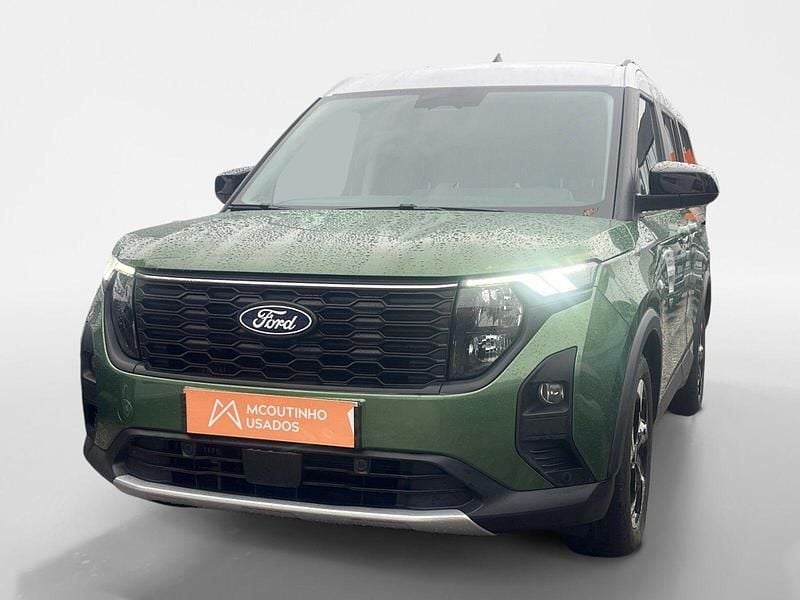 Verde Usado 2025 Ford Courier Titanium Monovolume | € 25.498 (Preço justo) - Imagem 1/4