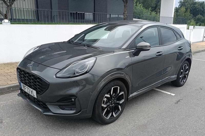 Cinzento Usado 2023 Ford Puma Citadino | € 20.900 (Bom preço) - Imagem 1/4