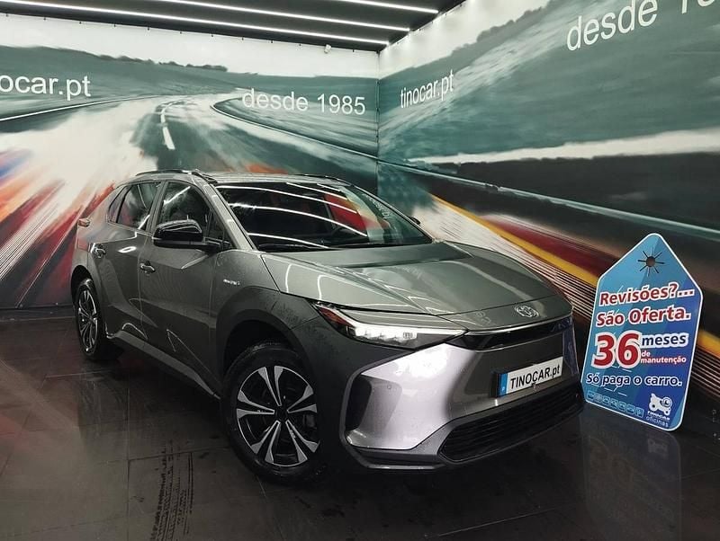 Cinzento Usado 2023 Toyota bZ4X SUV | € 37.000 (Caro) - Imagem 1/4