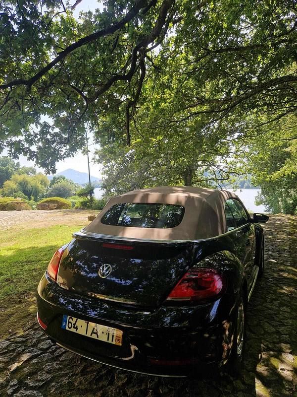 Usado VW Beetle 105 HP (77 kW) 2017 Preto Citadino