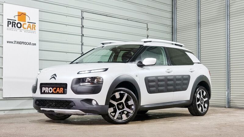 Branco Usado 2017 Citroën C4 Cactus PureTech Citadino | € 12.750 (Preço elevado) - Imagem 1/4