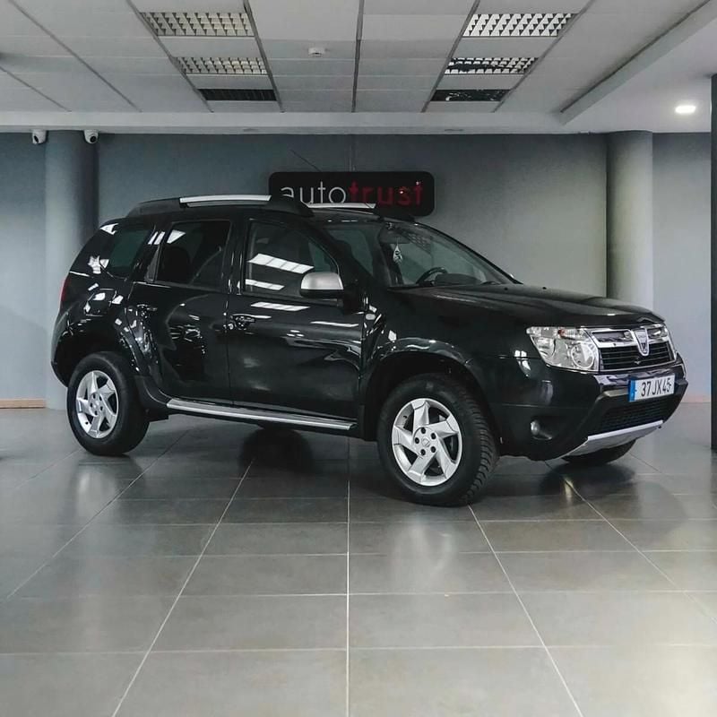 Preto Usado 2010 Dacia Duster | € 8.900 (Preço justo) - Imagem 1/4