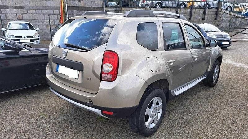 Usado Dacia Duster 85 HP (62 kW) 2010 Cinzento SUV