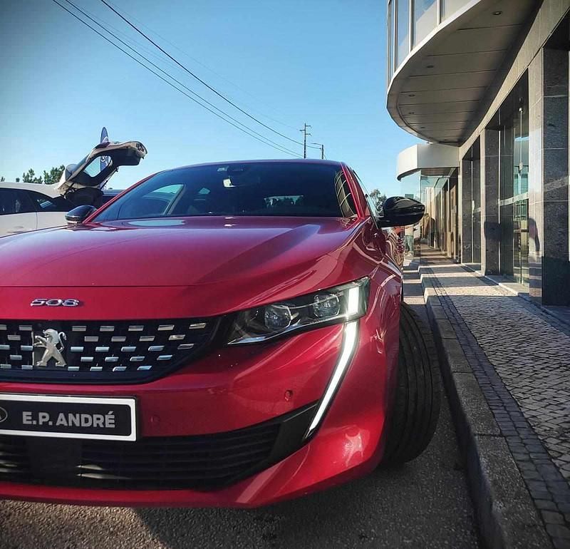 Usado Peugeot 508 177 HP (130 kW) 2018 Vermelho Sedan