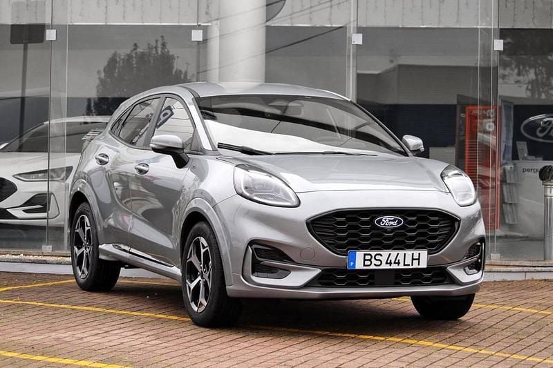 Cinza Usado 2025 Ford Puma Gen-E ST-Line | € 24.490 (Preço justo) - Imagem 1/4