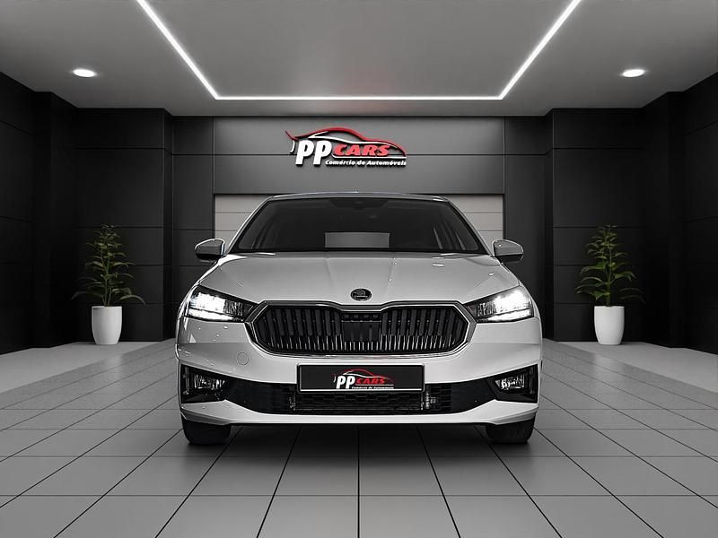 Usado Skoda Fabia 95 HP (69 kW) 2024 Branco Citadino